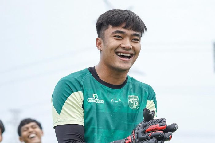 JAMINAN STARTER: Ernando Ari berpotensi gantikan Andhika Ramadhani dalam laga hadapi Bhayangkara FC, Minggu (4/2). (Persebaya) - Image