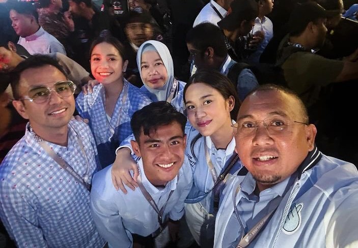 Pemain timnas Pratama Arhan hadir di debat capres. - Image