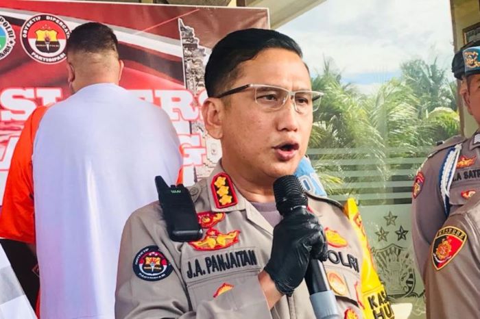 Kepala Bidang Hubungan Masyarakat Kepolisian Daerah Bali Komisaris Besar Polisi Jansen Avitus Panjaitan. - Image