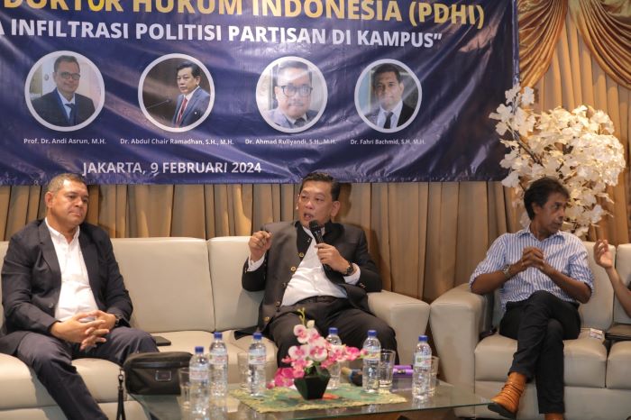 Diskusi Persatuan Doktor Hukum Indonesia bertema - Image