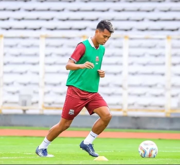 Rendra Teddy Wijanarko menunggu kabar dari manajemen Arema FC - Image