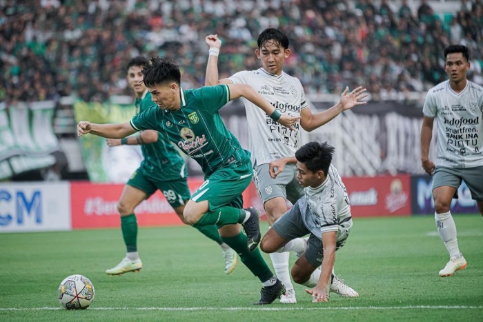 BERPRESTASI: Selain sebagai pemain sepak bola profesional, Wildan Ramdhani jadi mahasiswa Fakultas Hukum di UIN Sunan Gunung Djati. (Instagram Wildan Ramdhani) - Image