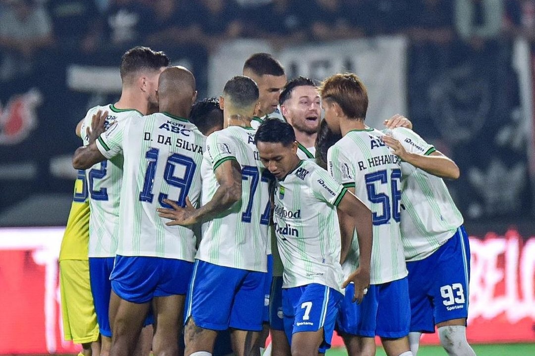 Potret pemain Persib Bandung BRI Liga 1./ (Instagram/persib) - Image