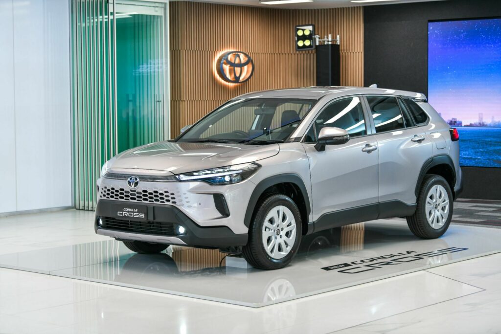 Corolla Cross Facelift 2024 di Thailand. (Carscoops). - Image