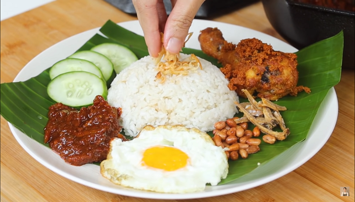 Nasi Uduk Gurih / YouTube @Devina_Hermawan - Image