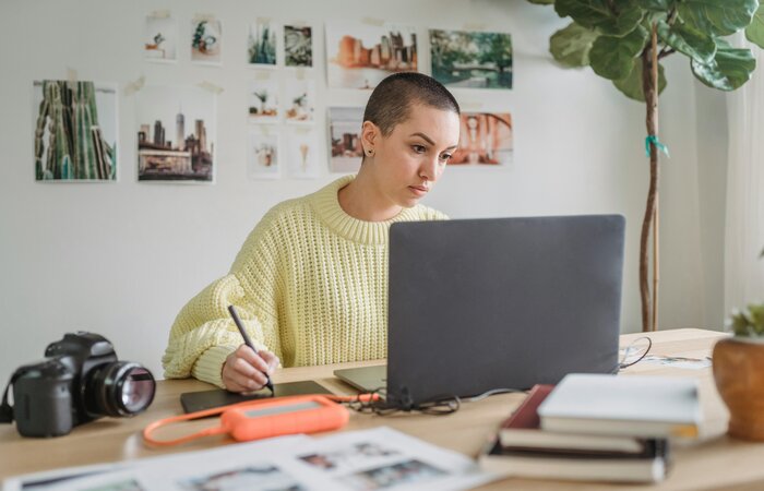 7 jurusan yang cocok untuk seorang INTP (pexels) - Image