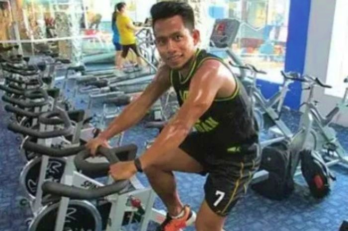 INSPIRATIF: Momen ketika Andik Vermansyah mudik ke Indonesia ketika Liga Malaysia libur. (Apridio Ananta/Jawa Pos) - Image