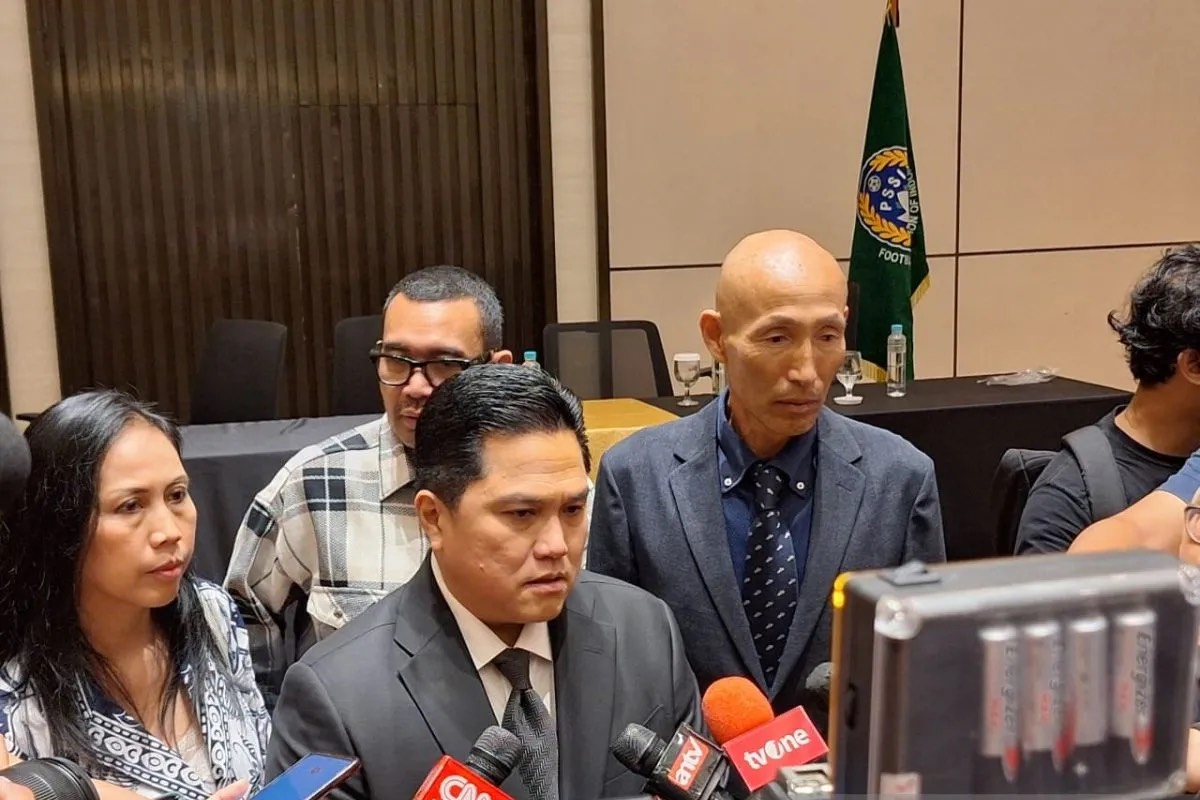 Erick Thohir saat dalam acara pengenalan pelatih Timnas Putri Indonesia (Sumber Foto : Antara) - Image