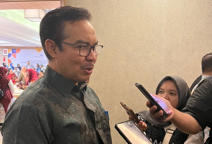 Kepala Badan Kependudukan dan Keluarga Berencana Nasional (BKKBN), Dr. (H.C) dr. Hasto Wardoyo, Sp.OG (K) mengatakan, angka Index Dependency Ratio Indonesia tahun 2020 sebesar 44,33 persen. - Image