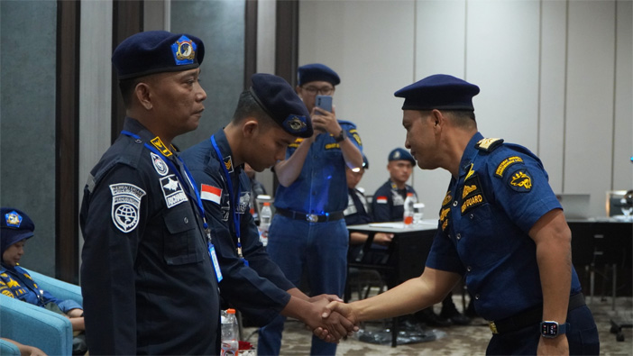 Pelatihan Ditjen Perhubungan Laut Kemenhub terkait peningkatan keterampilan Boarding Officer di Surabaya. - Image