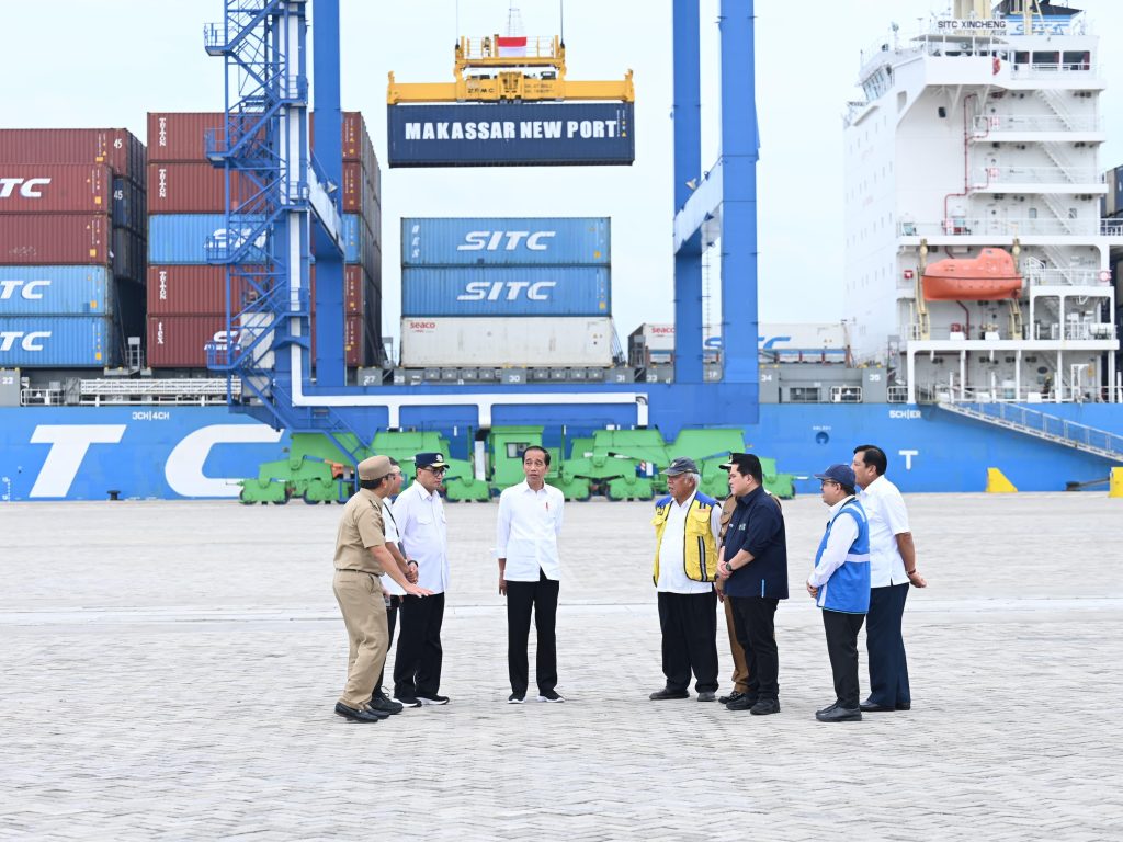 Presiden RI Joko Widodo (Jokowi) meyakini Makassar New Port (MNP), di Makassar, Sulawesi Selatan, siap menjadi hub terbesar. (Setpres) - Image