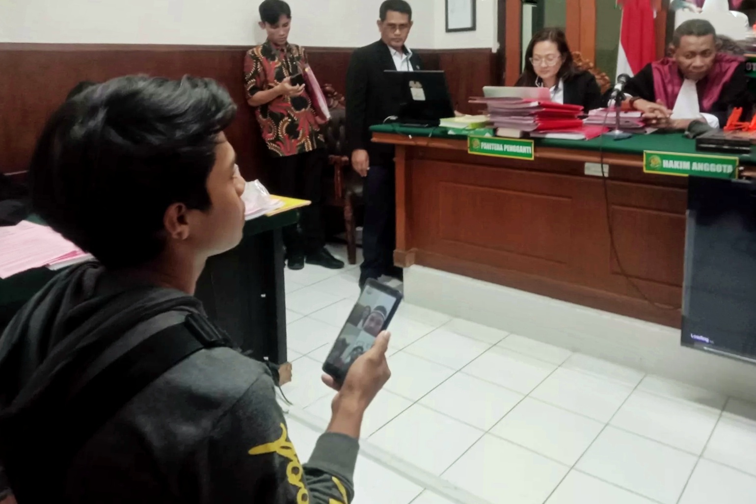Korban pencurian motor dan pemilik motor Candra jadi saksi di persidangan./Dok Radar Surabaya - Image