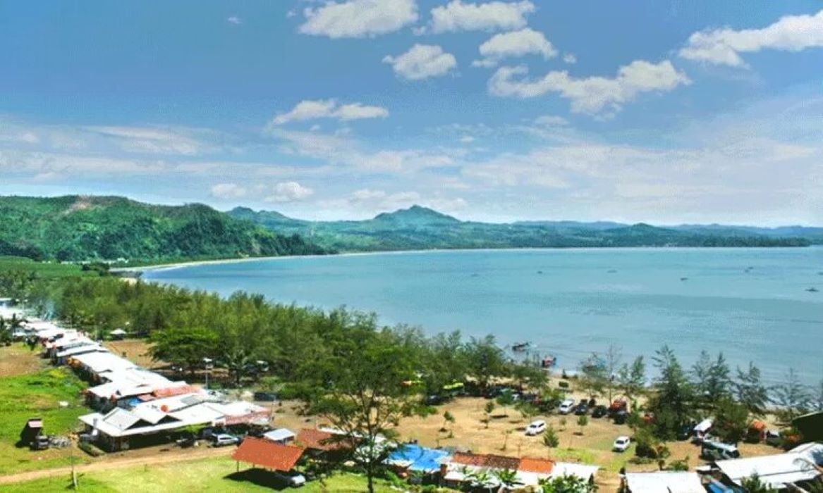 Pantai Gemah yang berada di sekitar JLS Tulungagung - Image