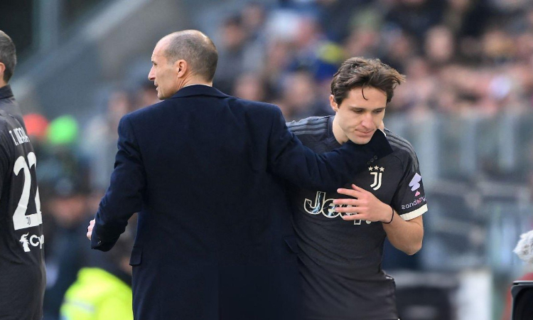 Pemain Juventus, Federico Chiesa digantikan pada menit ke-62 setelah mendapat teriakan dari sang pelatih, Massimilano Allegri di babak pertama ketika menghadapi Frosinone./ - Image