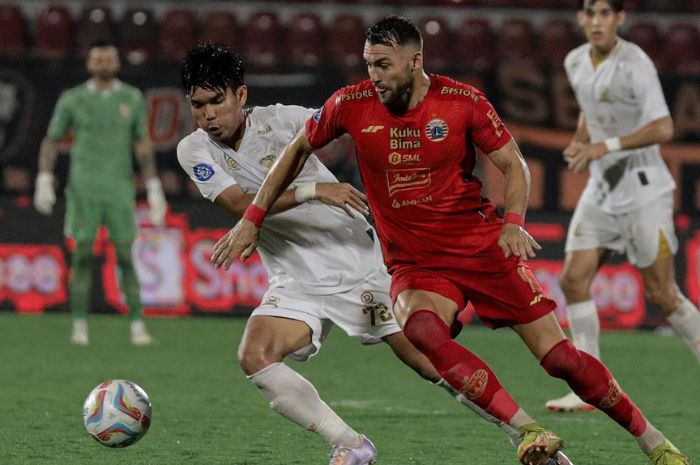 DETERMINASI TINGGI: Pemain Madura United bertekad melanjutkan tren positif dengan meraih poin penuh ketika menjamu Persikabo 1973. (Madura United) - Image