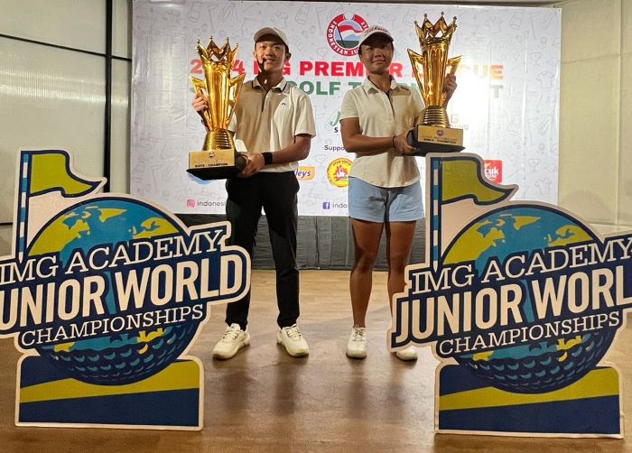 William Justin Wijaya (kiri) dan Reicherin Giftrudy Hanslkie (kanan) jadi yang terbaik dalam seri pertama Indonesia Premier League. - Image