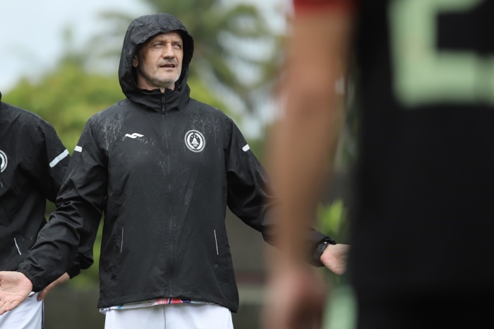 MISI MENJAUH: Pelatih PSS Sleman, Risto Vidakovic, meminta para pemainnya lebih termotivasi menghadapi Persita Tangerang untuk menjauh dari jebakan zona degradasi. (Badan Liga Indonesia) - Image