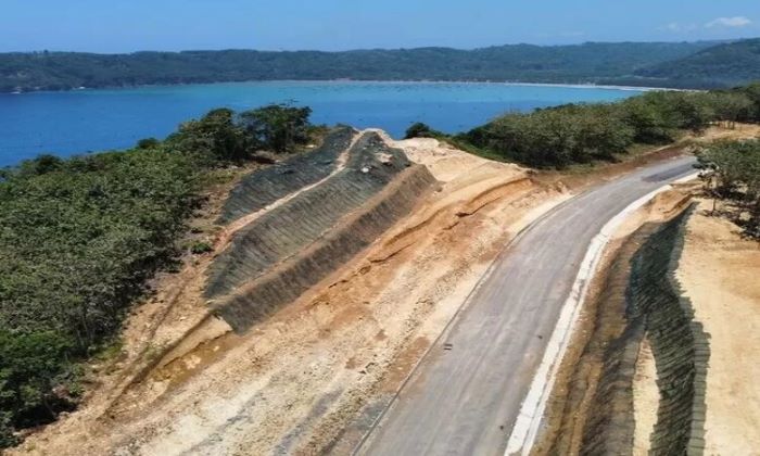 Pemandangan indah JLS Tulungagung-Blitar - Image