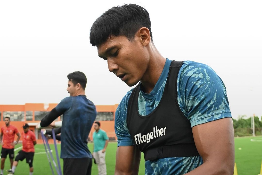 Potret Hendro Siswanto pemain Borneo FC jelang laga vs Persebaya./(Instagram/borneofc.id) - Image