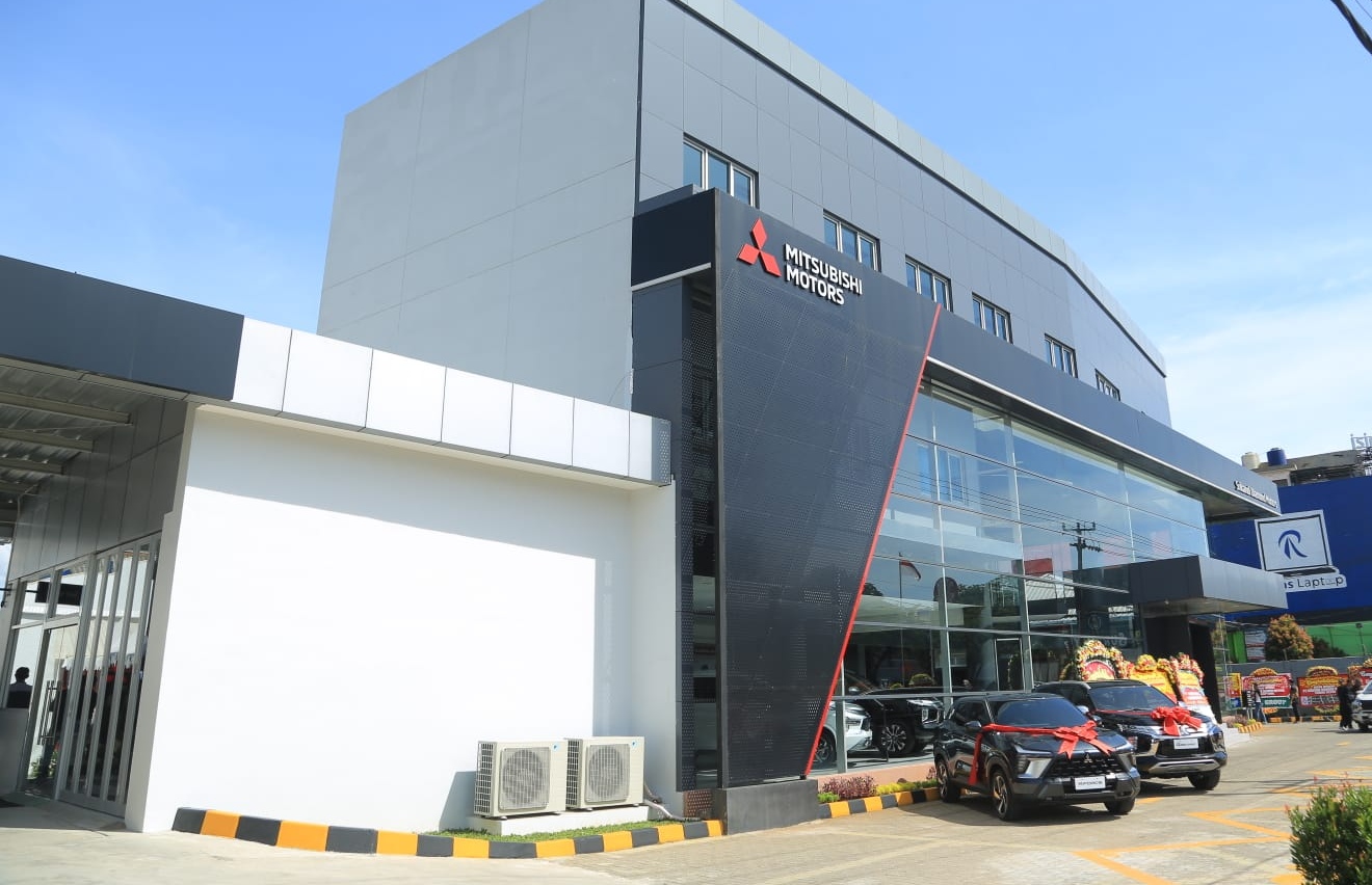 Mitsubishi buka diler baru di Depok karena banyaknya permintaan konsumen. (Foto: dok. MMKSI) - Image