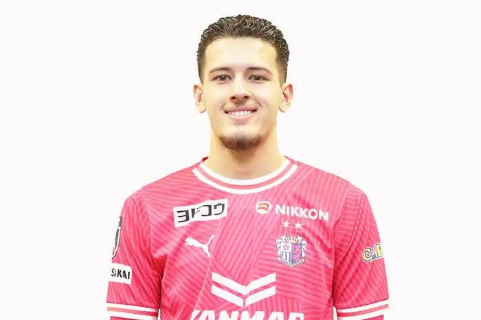 PETUALANGAN BARU: Justin Hubner siap berjuang menembus posisi inti di Cerezo Osaka yang bermain di J League. (Cerezo Osaka) - Image