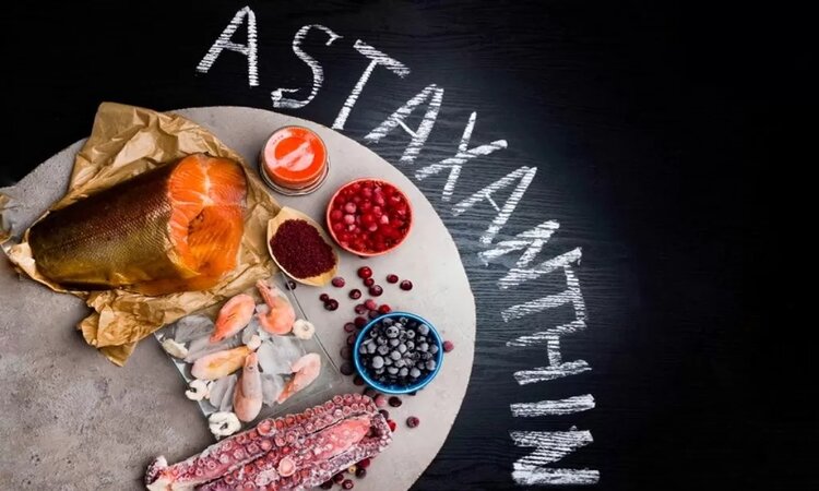 5 alasan lainnya kenapa mengonsumsi suplemen astaxanthin setiap hari sangat dianjurkan./(Artemidovna) - Image