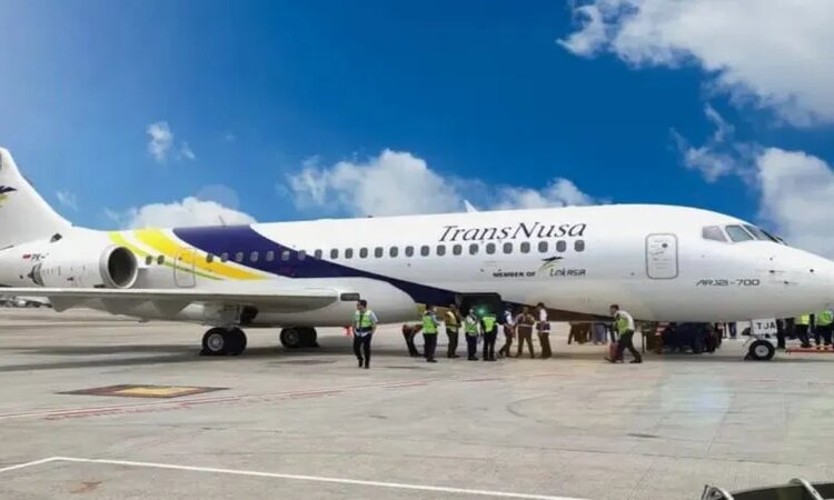 Maskapai TransNusa membuka dua rute baru Ambon - Manado, serta Ambon - Sorong, mulai 5 April 2024.( ANTARA/Ho- Angkasa Pura Bandara Partimura Ambon) - Image