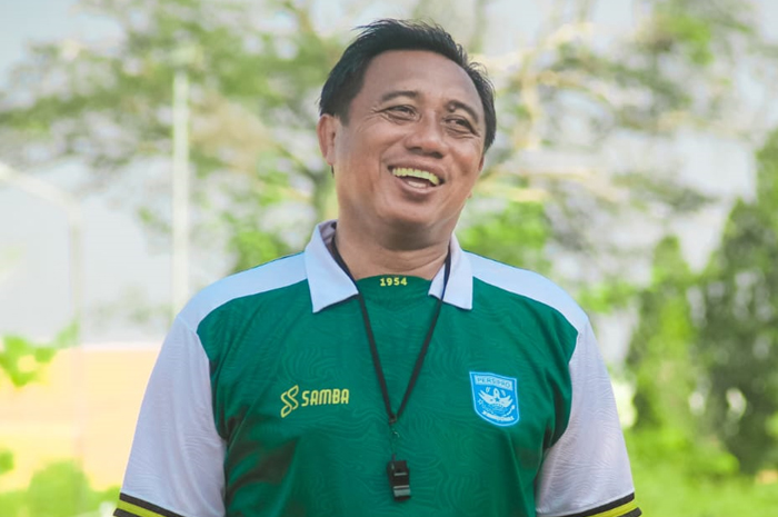 Achmad Junaidi kini melatih Persipro Probolinggo. - Image