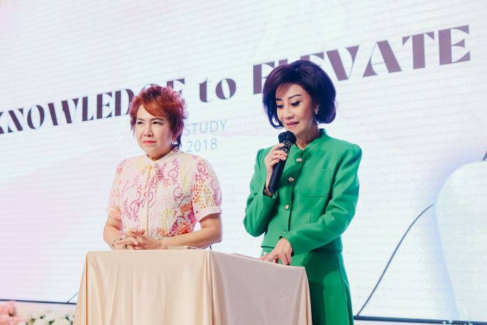 Fonny Tanujaya dan Linawati Soejanto.