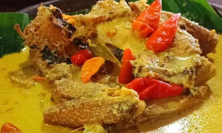 Ayam lodho (Foto: Instagram @falut.lodhoayamkampung) l - Image