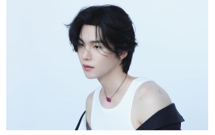 Kabar Terbaru! Suga BTS Telah Memasuki Pusat Pelatihan Rekrutmen untuk Menerima Pelatihan Dasar Militer. Sumber foto: Soompi - Image