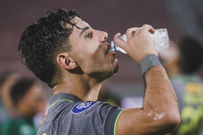 ASET BERHARGA: Bruno Moreira jadi salah satu aset berharga Persebaya Surabaya yang tak boleh lepas dalam waktu dekat. (Instagram Bruno Moreira) - Image