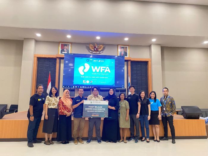 Wismilak Foundation berikan paket belajar koding dan robotika untuk event Walk for Autism di Batu pada 2 April. - Image