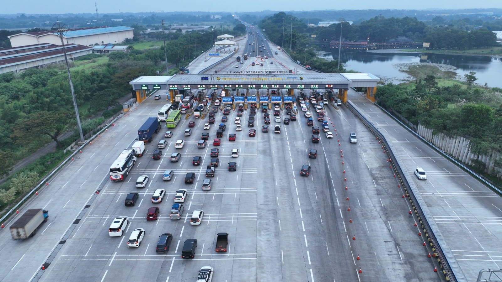 Simak! Ini Estimasi Akumulasi Tarif Jalan Tol Trans Jawa 2024 dari Jakarta untuk Kendaraan Golongan I ./BPJT PUPR/ bpjt.pu.go.id - Image