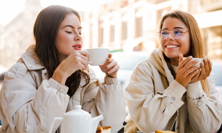 9 perilaku halus yang menunjukkan seseorang mungkin lebih introvert daripada yang Anda kira. (ideapod.com) - Image