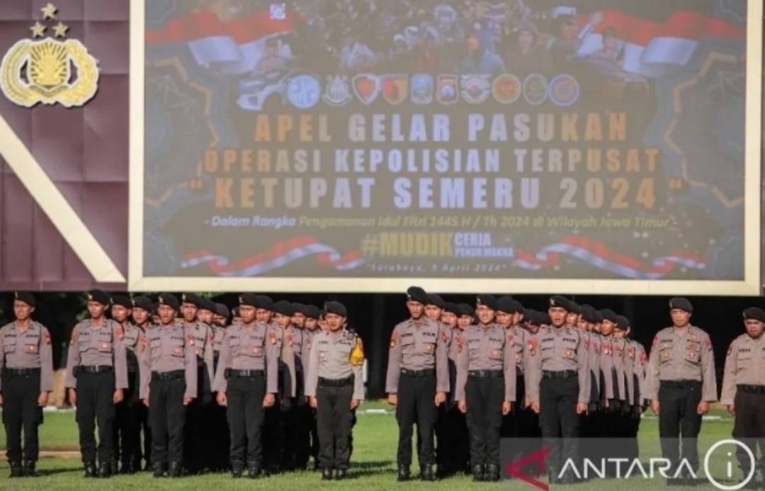 Personel Polda Jawa Timur yang diterjunkan dalam Operasi Ketupat Semeru 2024 selama tanggal 3-16 April - Image
