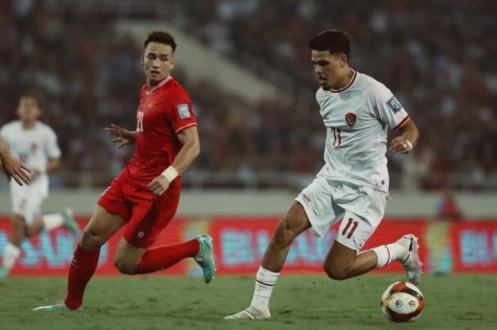 JADI BAGIAN PENTING: Ragnar Oratmangoen jadi salah satu pemain penting di skuad Timnas Indonesia di Kualifikasi Piala Dunia 2026. (Instagram Ragnar Oratmangoen) - Image