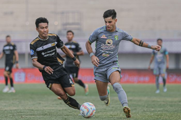 UNGGUL: Persebaya Surabaya punya catatan unggul rekor pertemuan ketika menghadapi Dewa United di Liga 1 Indonesia. (Persebaya Surabaya) - Image