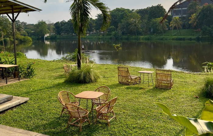 3 Tempat Kuliner di Cibinong dengan View Danau. /Sumber foto: Instagram @nuansalakeside - Image