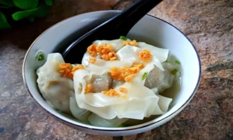 Resep pangsit rebus kuah kaldu (Sumber: yummy.id) - Image