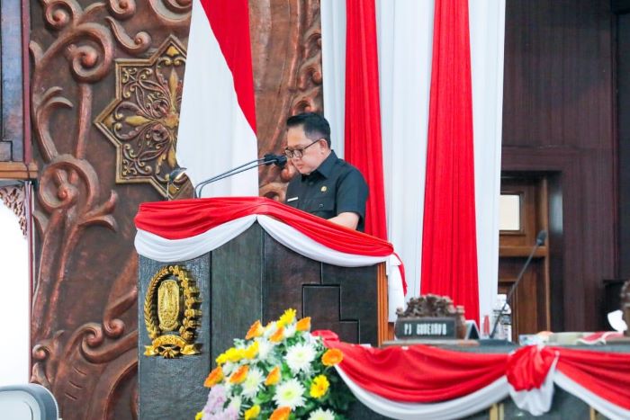 Pj Gubernur Jawa Timur Adhy Karyono. - Image