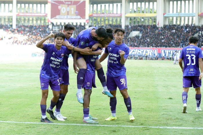 ALL OUT: Persita Tangerang akan mengerahkan segalanya di laga terakhir Liga 1 musim ini. Mereka akan menghadapi Bali United di Stadion Indomilk Arena, Selasa (30/4) sore. (Badan Liga Indonesia) - Image