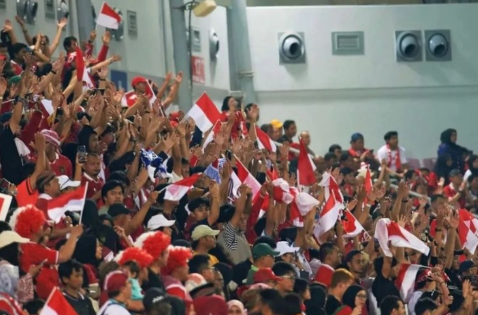 Ribuan supoter selalu hadir langsung di stadion saat Timnas Indonesia U-23 bertanding dalam Piala Asia U-23 di Qatar - Image
