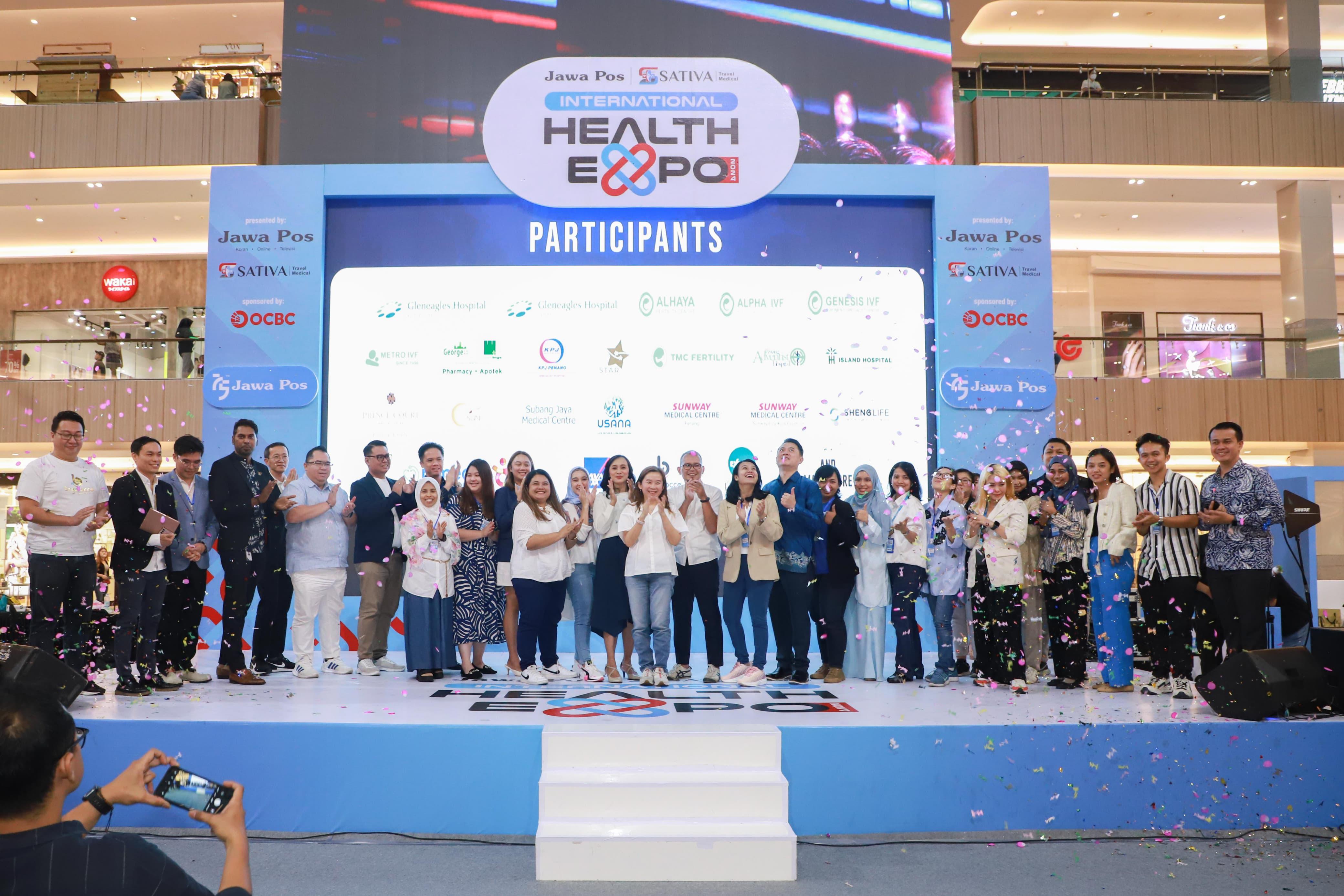 Jawa Pos International Health Expo digelar pada 2 – 5 Mei 2024 di Pakuwon Trade Center Surabaya. (Dimas Nur aprianto/Jawa Pos) - Image