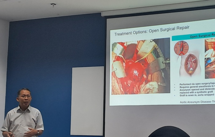 konsultan Intervensi Kardiovaskular di Heartology Hospital, dr. Suko Adiarto Sp.JP(K), PhD. (Nurul Adriyana/JawaPos.com) - Image