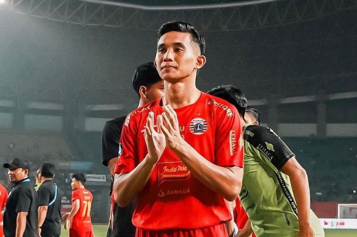 RAYUAN MAUT: Persija Jakarta berusaha untuk mempertahankan Rizky Ridho dari rayuan maut Persebaya Surabaya. (Instagram Rizky Ridho) - Image