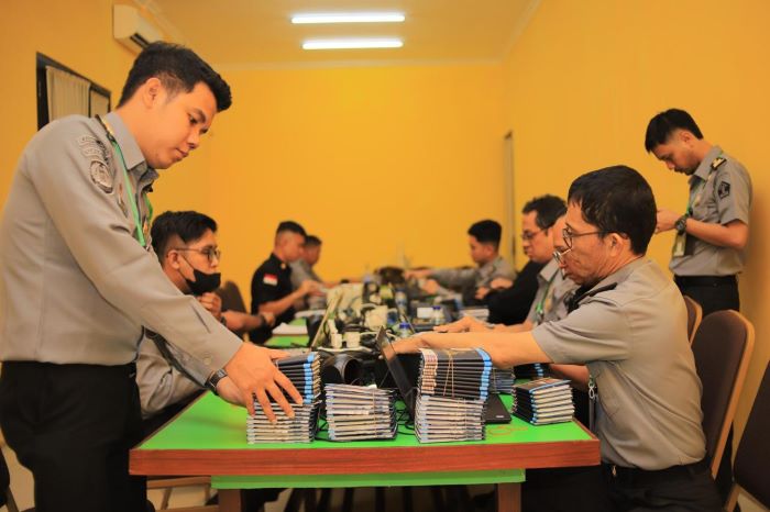 Kanwil Kemenkumham Jatim menyiagakan 60 petugas untuk pelayanan calon jemaah haji. - Image