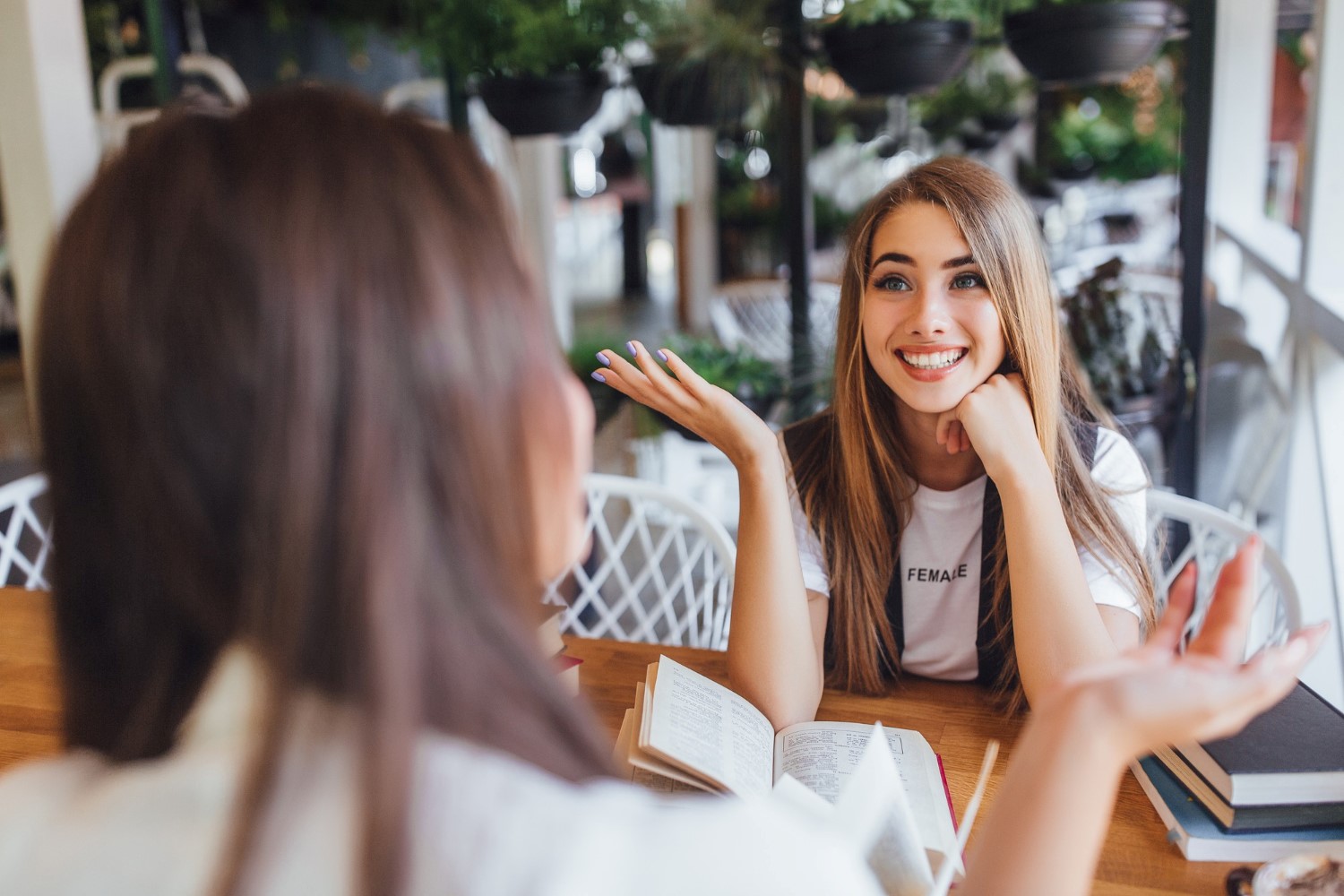 ilustrasi zodiak dikenal sebagai pendengar yang baik. /Sumber foto: Freepik - Image