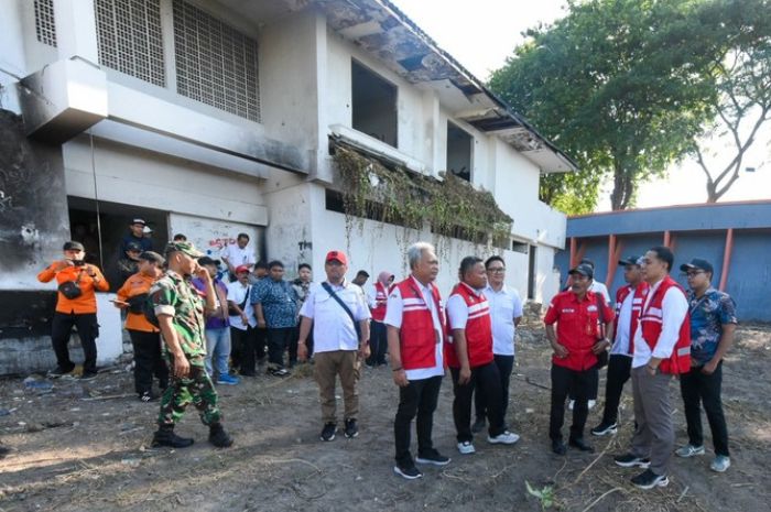 DIFUNGSIKAN KEMBALI: Mess Karanggayam yang sudah lama tidak terurus rencananya akan difungsikan kembali untuk Persebaya Surabaya dan Askot PSSI Surabaya. (Pemerintah Kota Surabaya) - Image