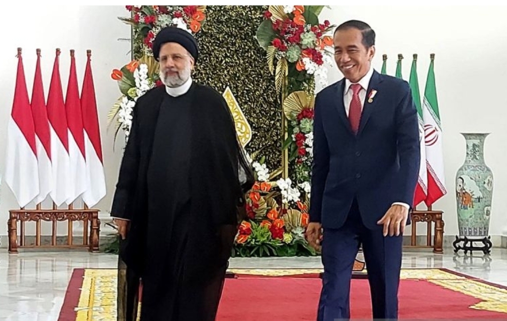 Presiden Republik Indonesia Joko Widodo menerima kunjungan kenegaraan Presiden Republik Islam Iran Seyyed Ebrahim Raisi di Istana Kepresidenan Bogor, Jawa Barat, Selasa (23/5/2023). - Image